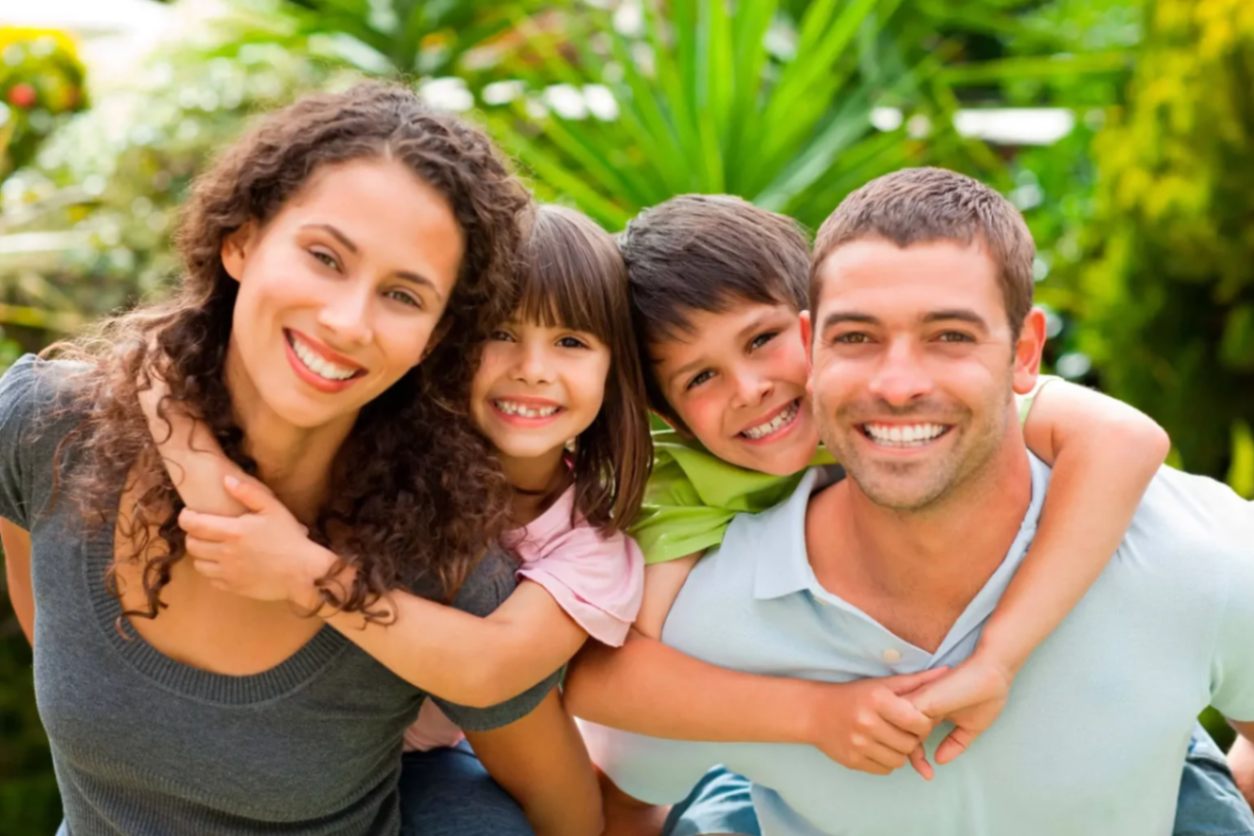 Why choose our mobile and internet plans in the UAE